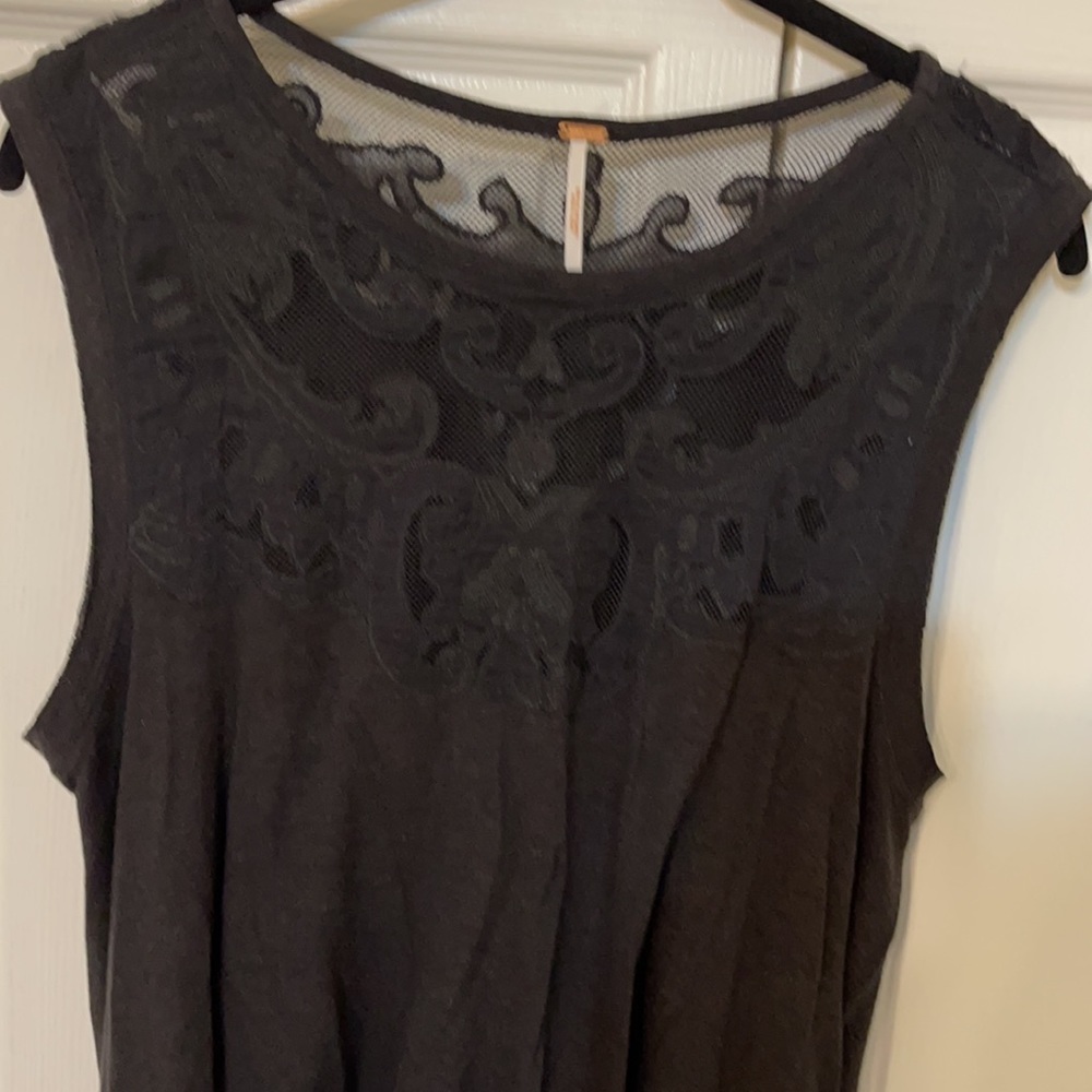 LAST CHANCE. NWOT Free People Sleeveless top - Picture 3 of 7